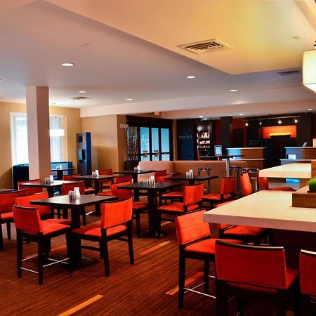 Hotel Courtyard By Marriott Concord Extérieur photo