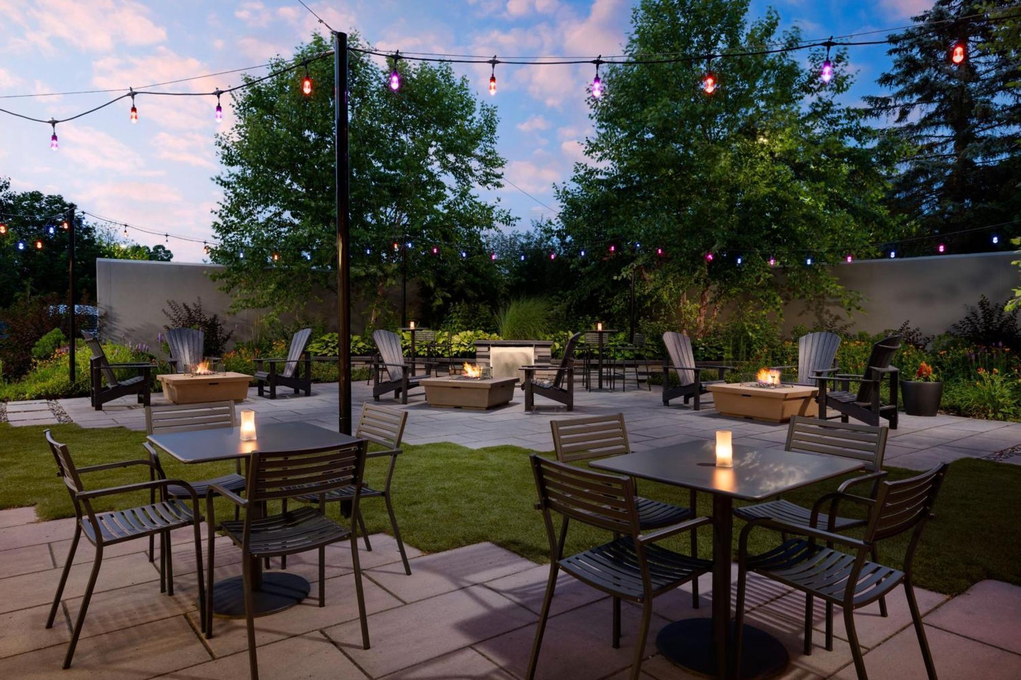 Hotel Courtyard By Marriott Concord Extérieur photo