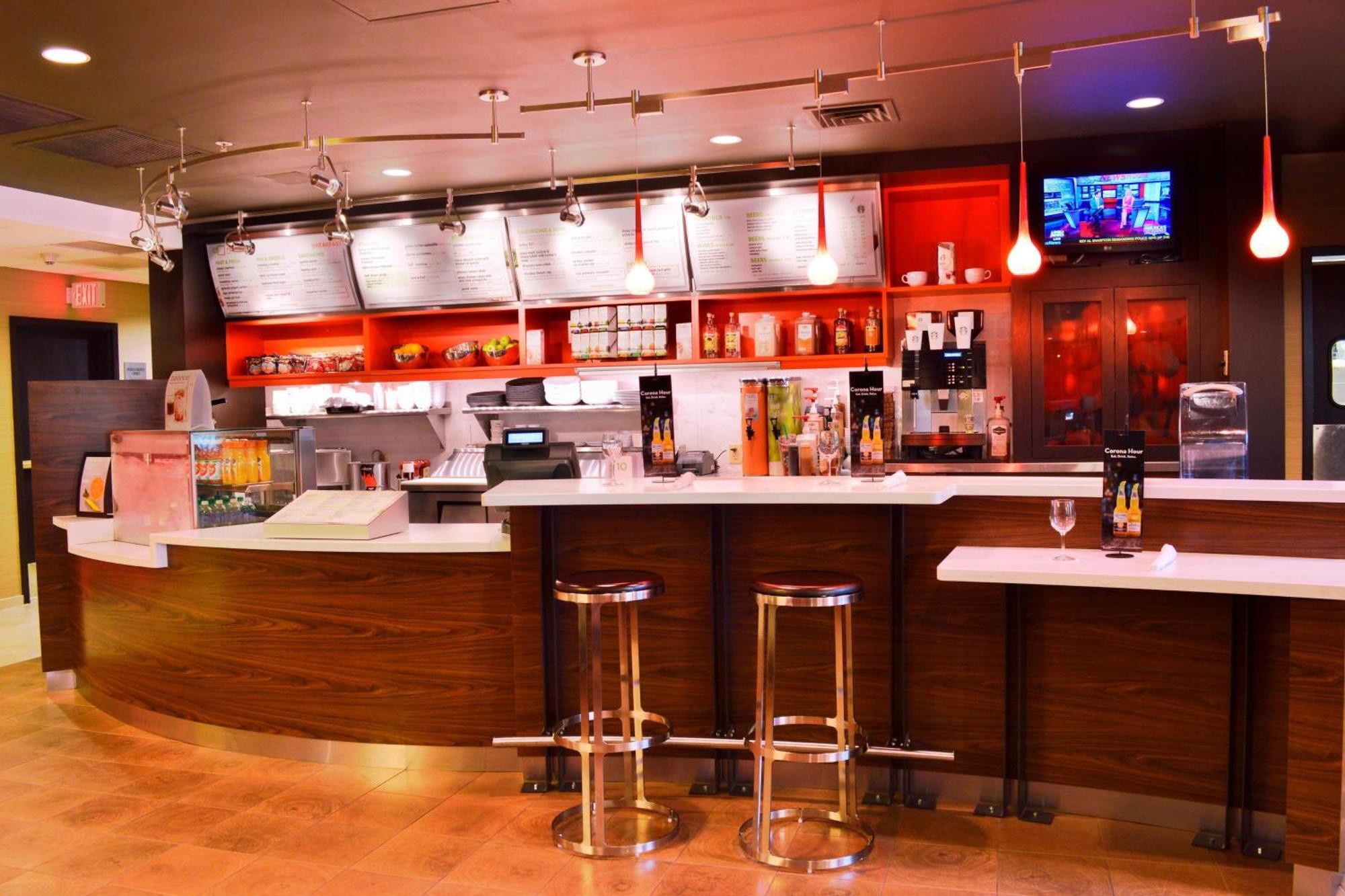 Hotel Courtyard By Marriott Concord Extérieur photo