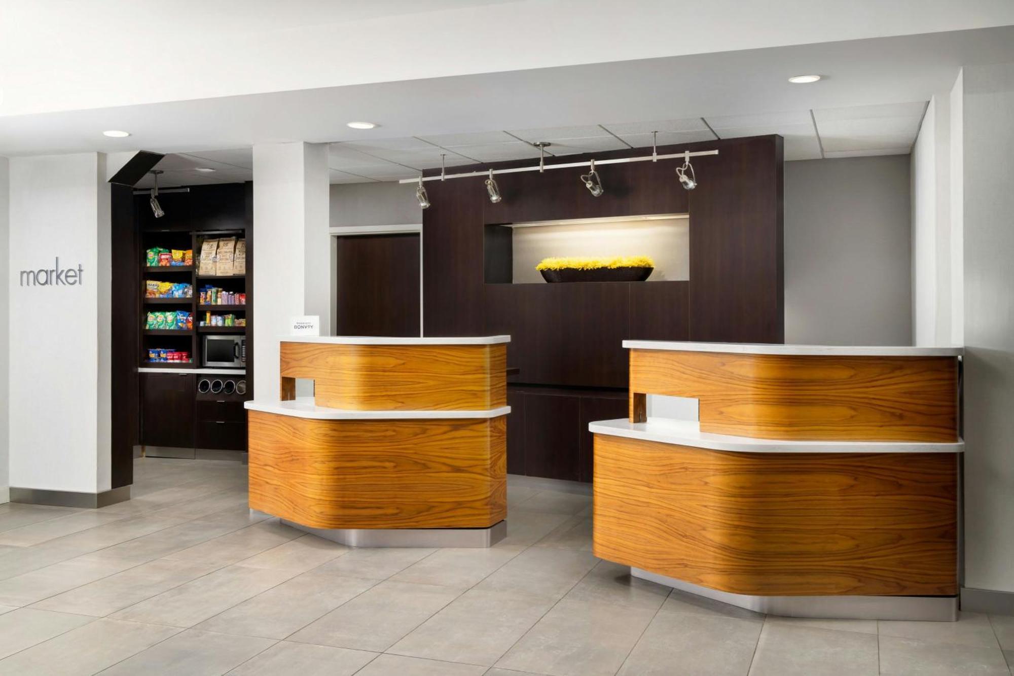 Hotel Courtyard By Marriott Concord Extérieur photo